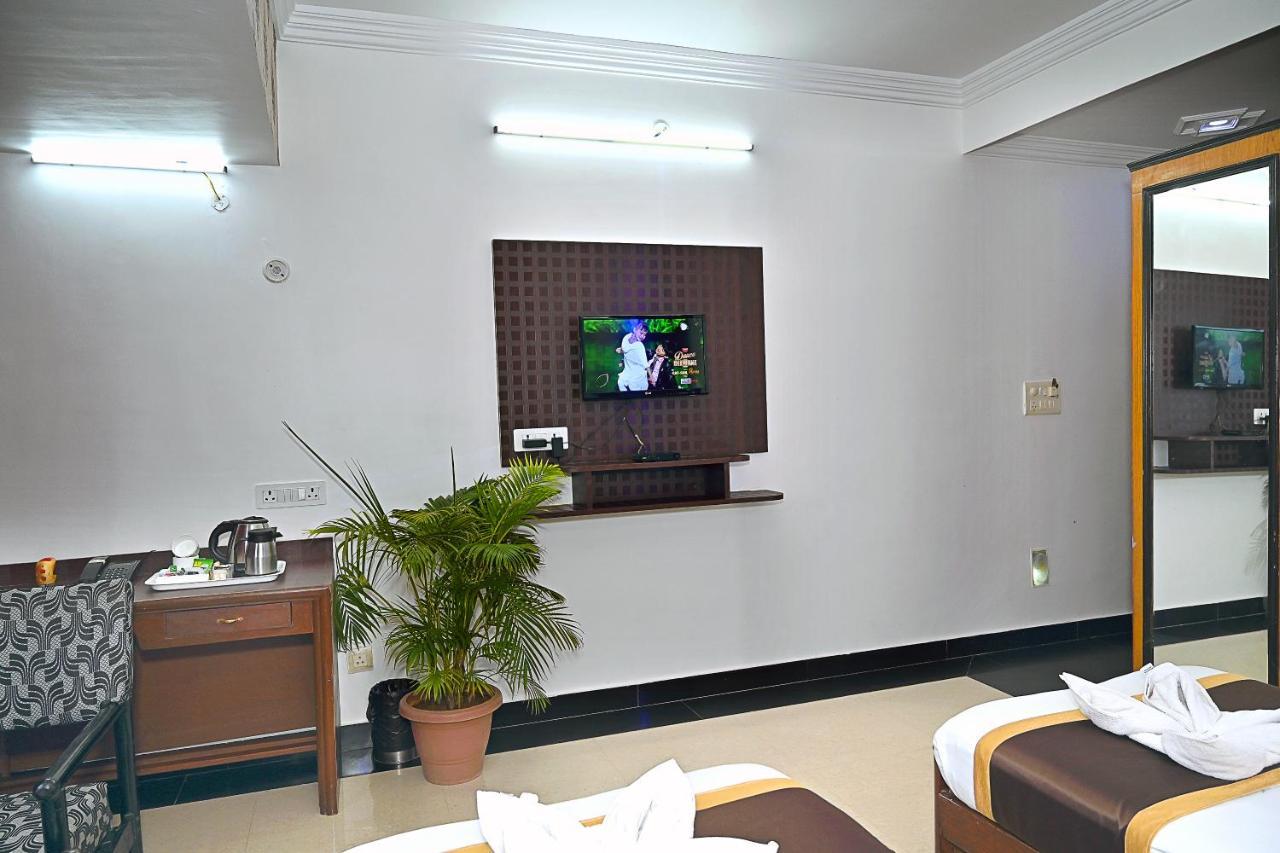 Hotel Rajhans International Bhagalpur Exterior photo